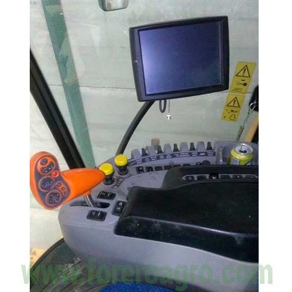 COSECHADORA-NEW-HOLLAND-CR-8080-4