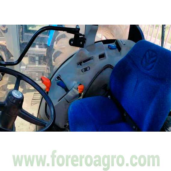 NEW-HOLLAND---T4050F-4WD-2